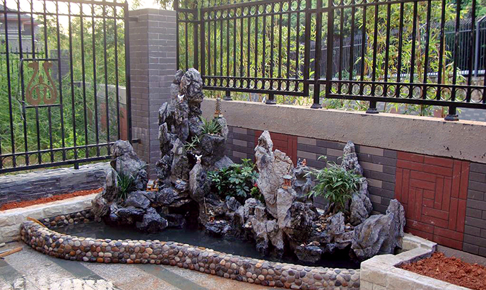 英德石假山.jpg 英德石假山