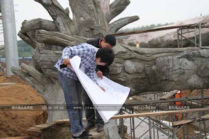 水泥假山.jpg 水泥假山