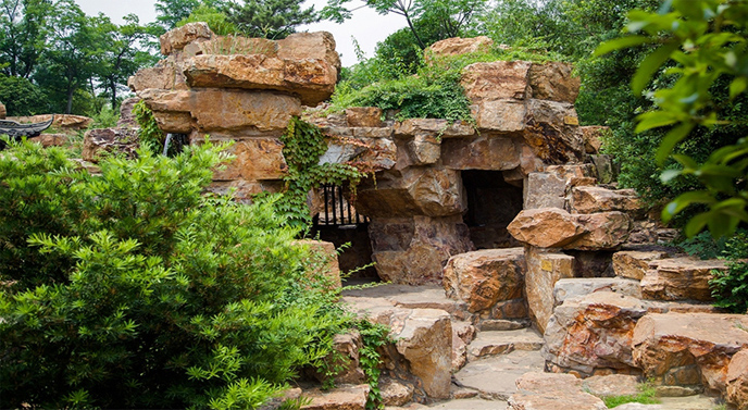 黃石假山.jpg 黃石假山